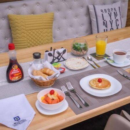 Hotel Montes De La Castellana Арменія Екстер'єр фото