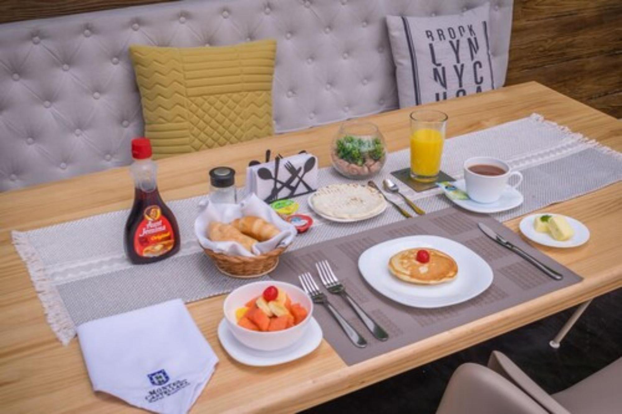 Hotel Montes De La Castellana Арменія Екстер'єр фото